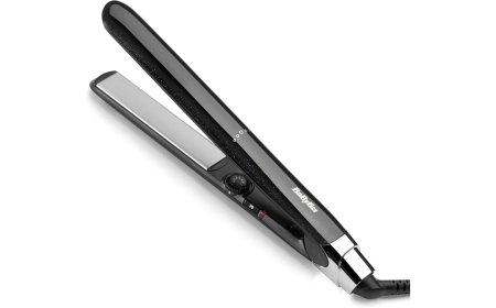 Amazon: la piastra BaByliss Midnight Shine oggi al 57% di sconto